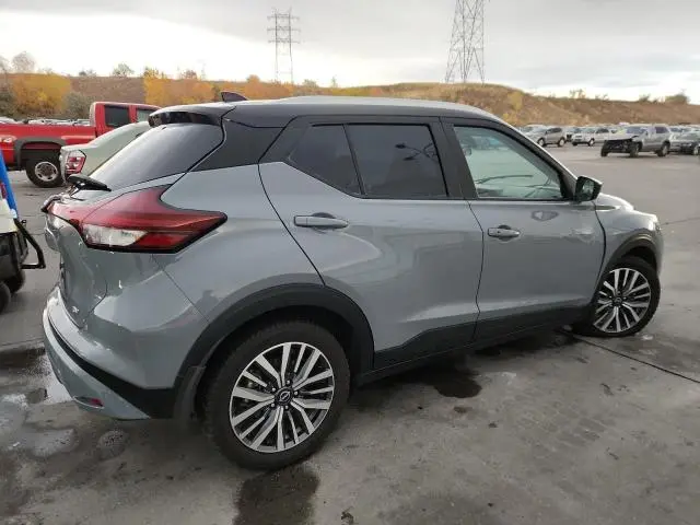2023 NISSAN KICKS SV  