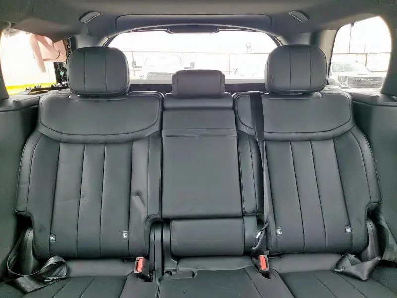 2025 LAND ROVER RANGE ROVER SE  