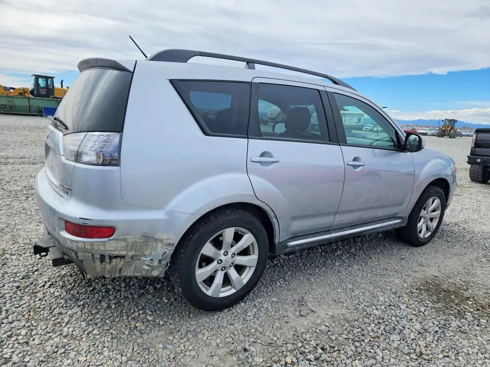 2010 MITSUBISHI OUTLANDER XLS  