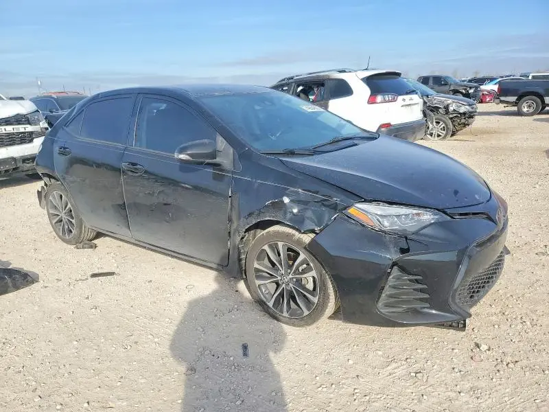 2019 TOYOTA COROLLA SE  