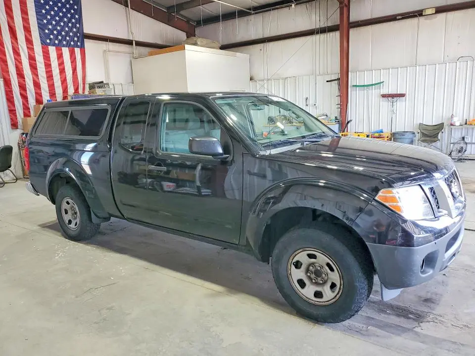 2016 NISSAN FRONTIER S  