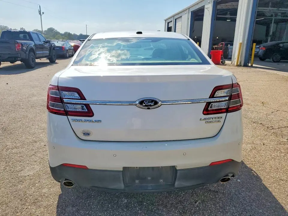 2015 FORD TAURUS LIMITED  