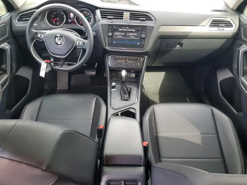 2021 VOLKSWAGEN TIGUAN SE  