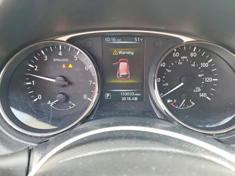 2015 NISSAN ROGUE SV  