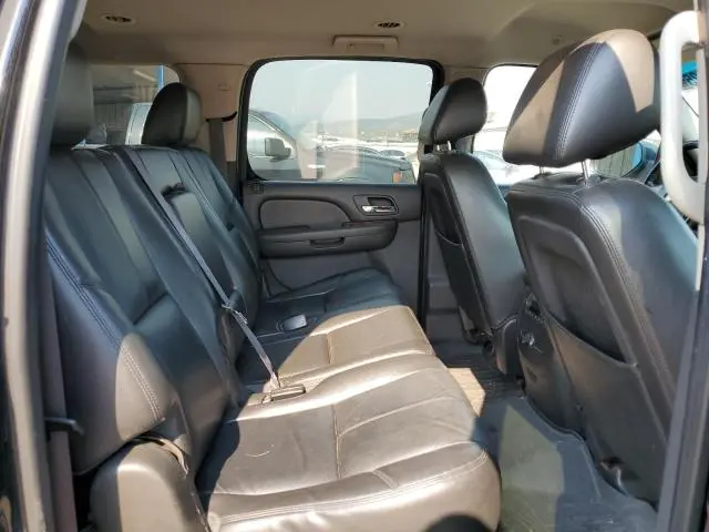 2012 CHEVROLET SUBURBAN K1500 LT  