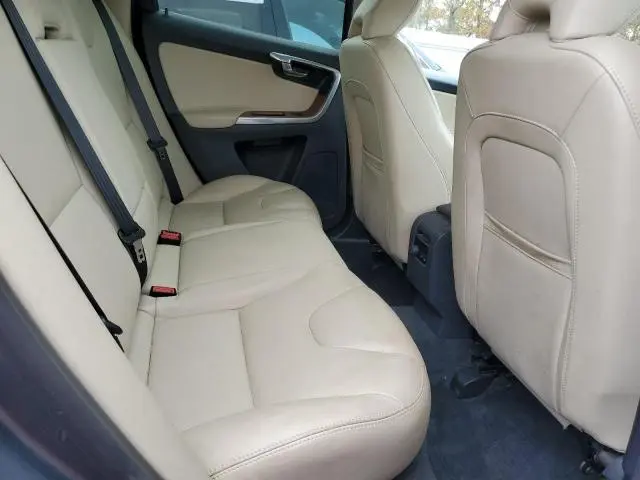 2017 VOLVO XC60 T5 INSCRIPTION  