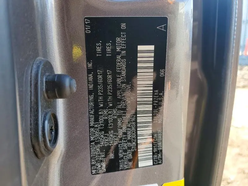 2017 TOYOTA SIENNA LE 8-PASSENGER  