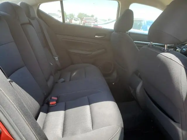 2021 NISSAN ALTIMA SV