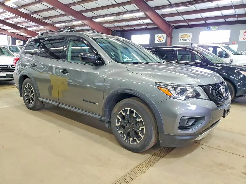 2020 NISSAN PATHFINDER SV  
