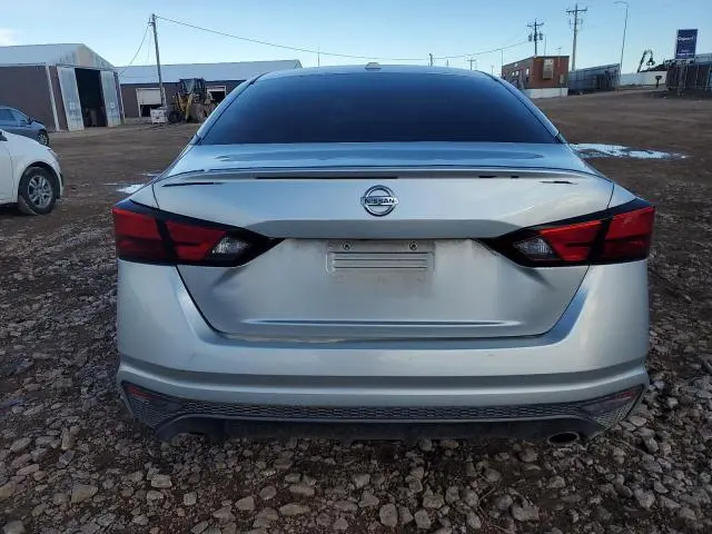 2019 NISSAN ALTIMA SR  