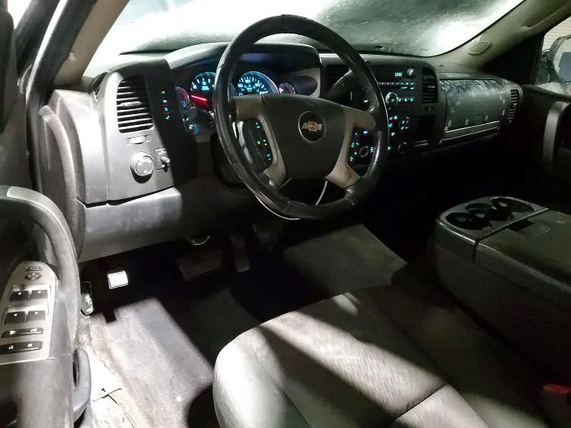 2011 CHEVROLET SILVERADO K1500 LT  