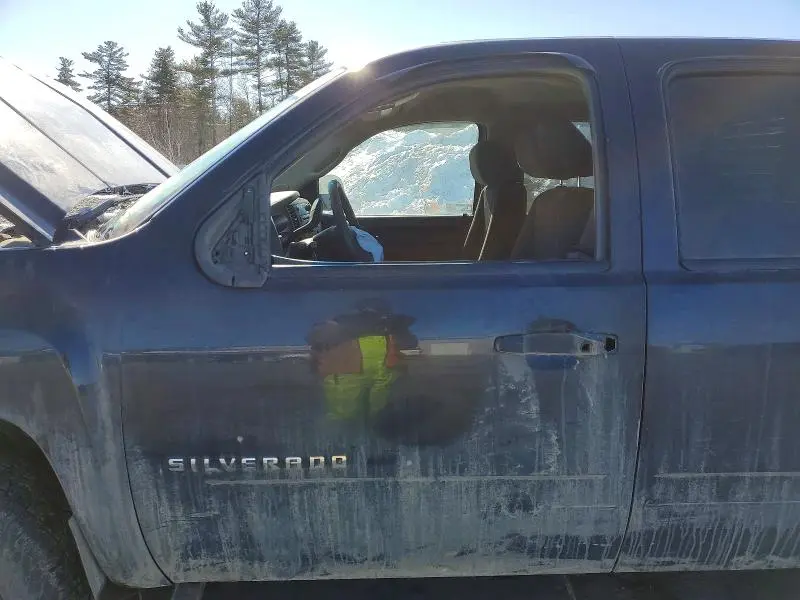 2011 CHEVROLET SILVERADO K1500 LT  
