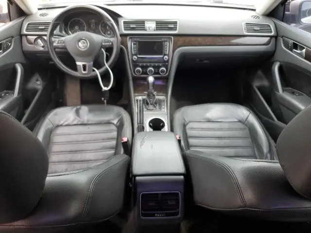2015 VOLKSWAGEN PASSAT SEL  