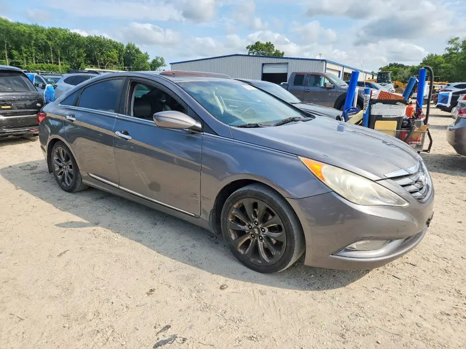 2012 HYUNDAI SONATA SE  