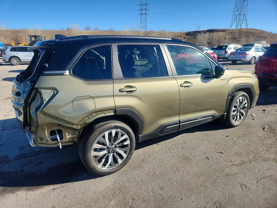2025 SUBARU FORESTER TOURING  