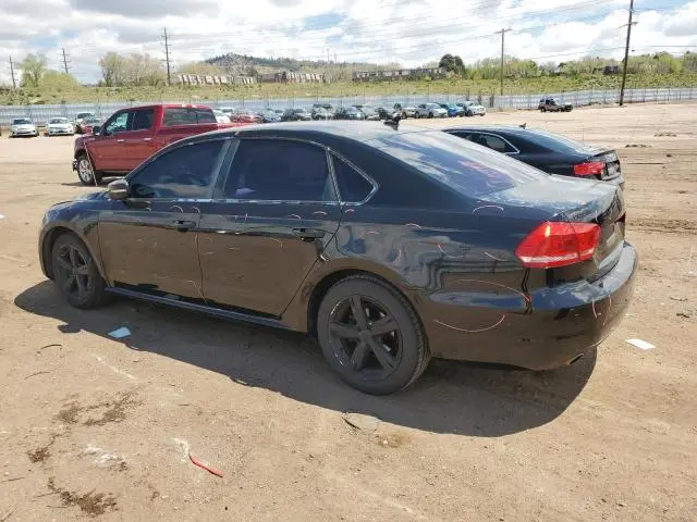 2013 VOLKSWAGEN PASSAT SE  