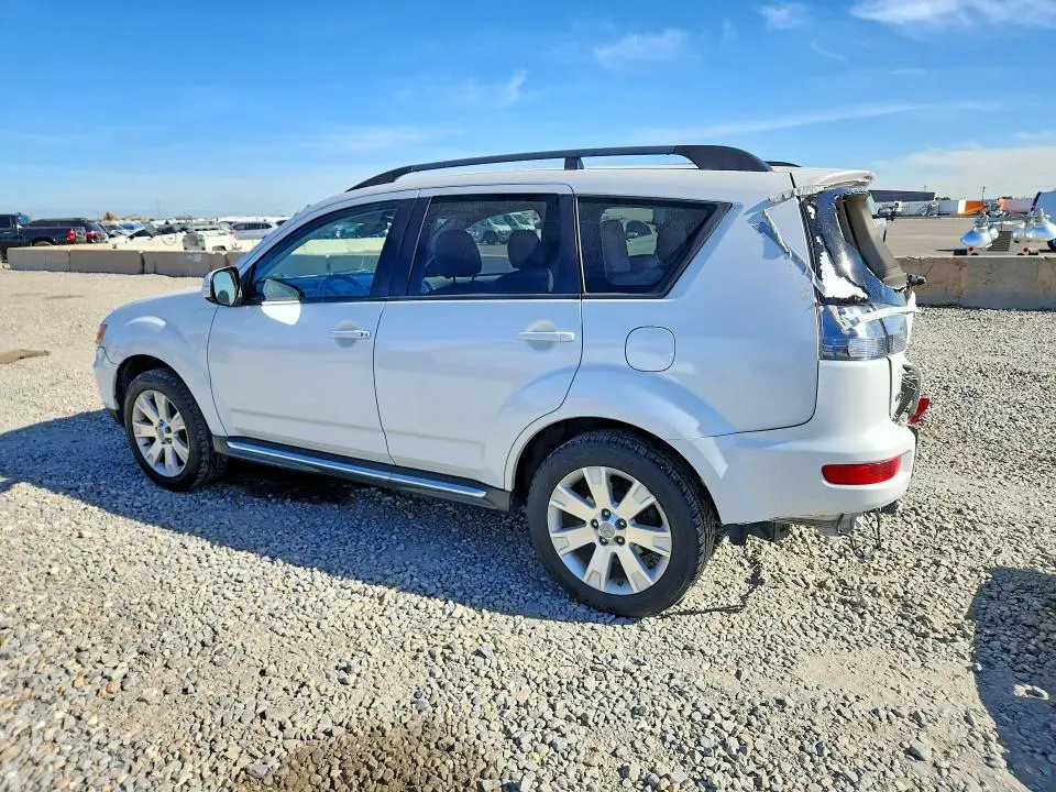 2012 MITSUBISHI OUTLANDER SE  