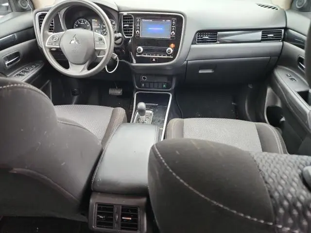 2020 MITSUBISHI OUTLANDER SE  