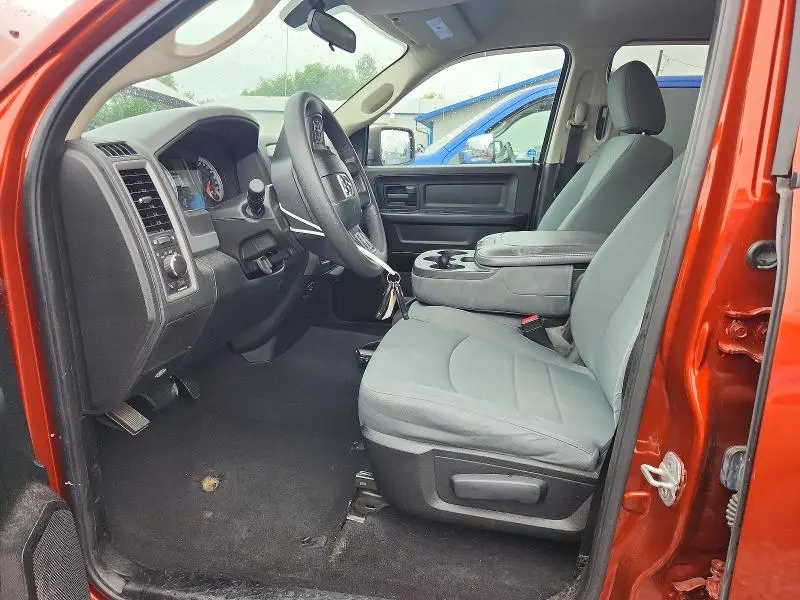 2013 RAM 1500 ST  