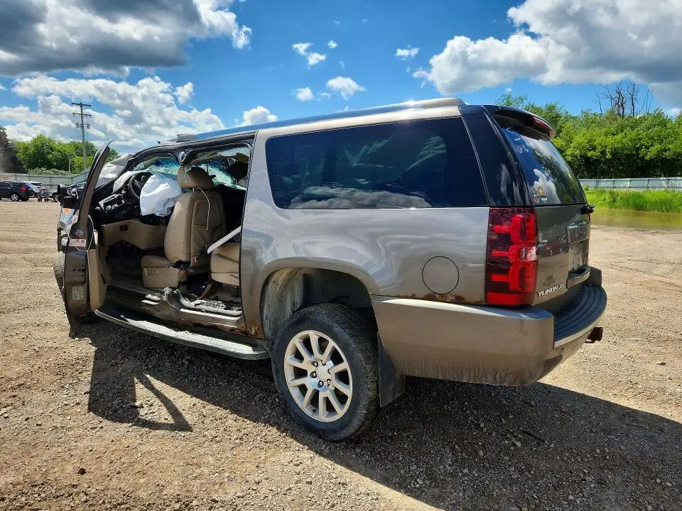 2013 GMC YUKON XL DENALI  