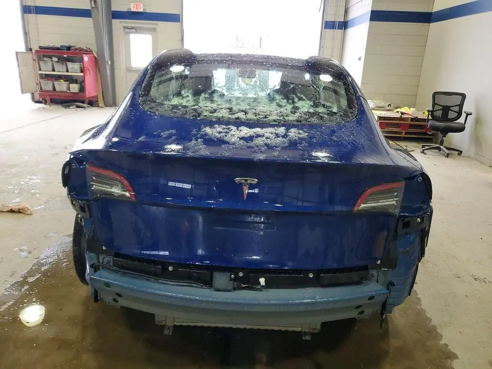 2018 TESLA MODEL 3   