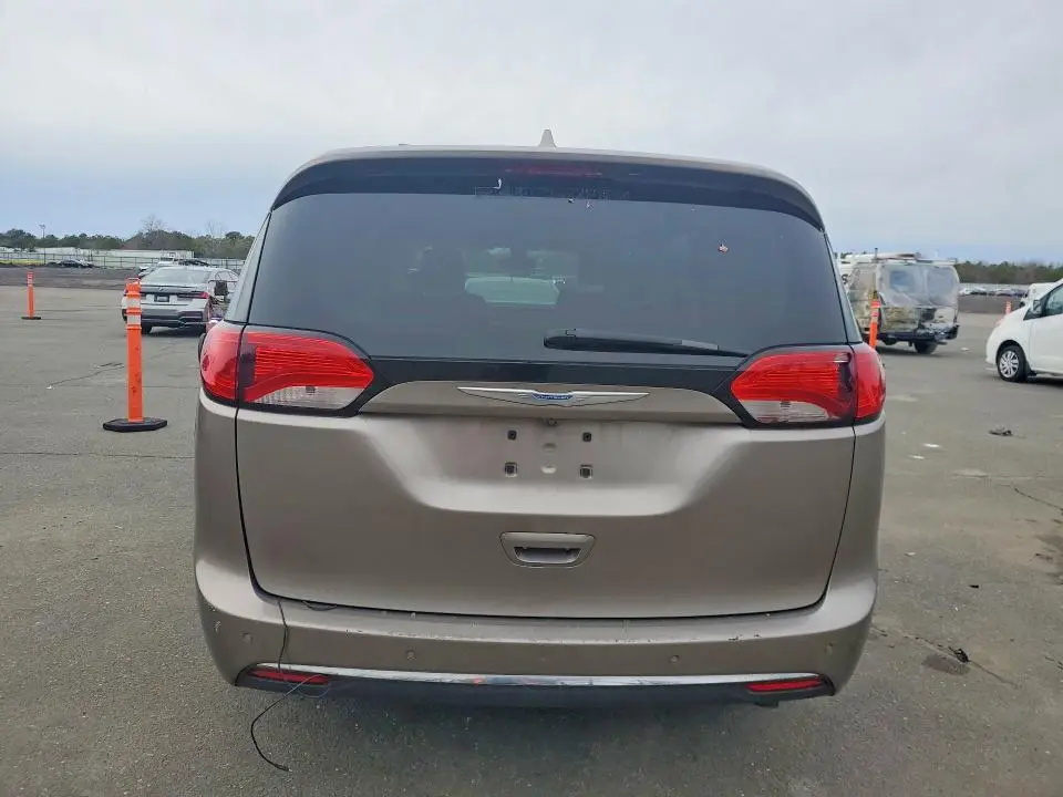 2017 CHRYSLER PACIFICA TOURING L PLUS  