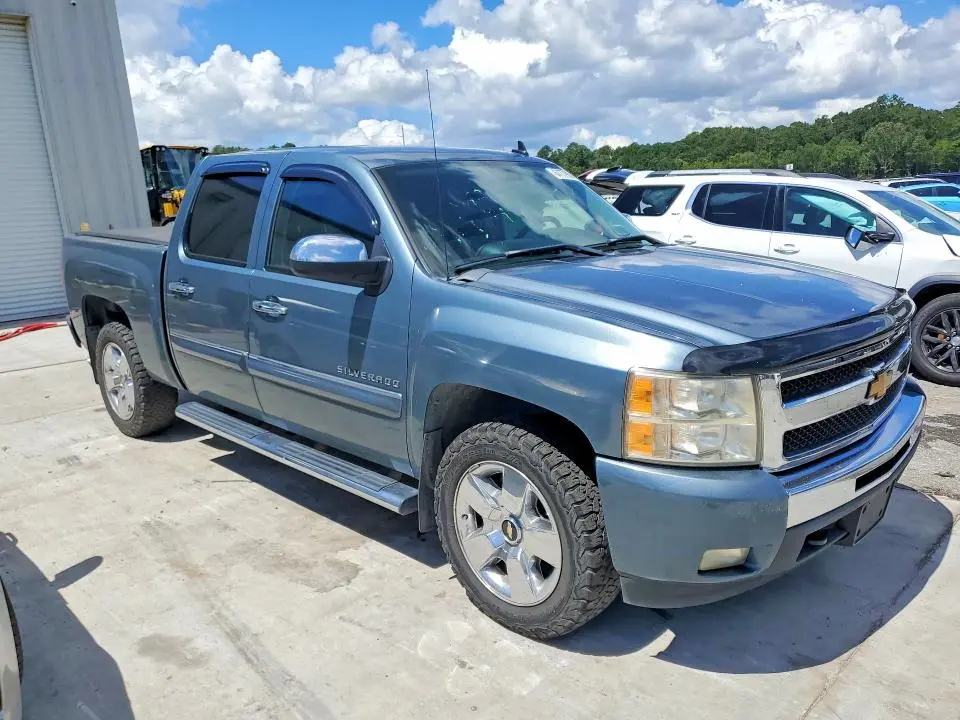 2011 CHEVROLET SILVERADO C1500 LT  