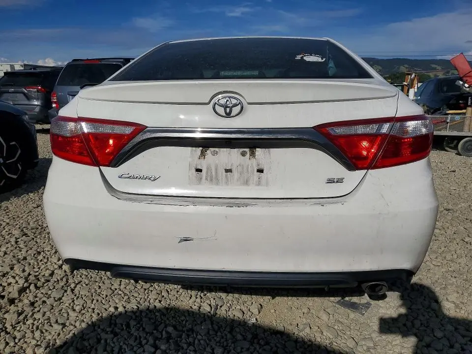 2015 TOYOTA CAMRY   