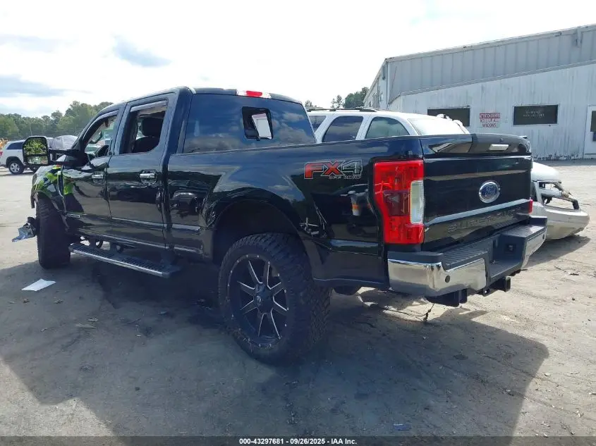2017 FORD F-250 LARIAT