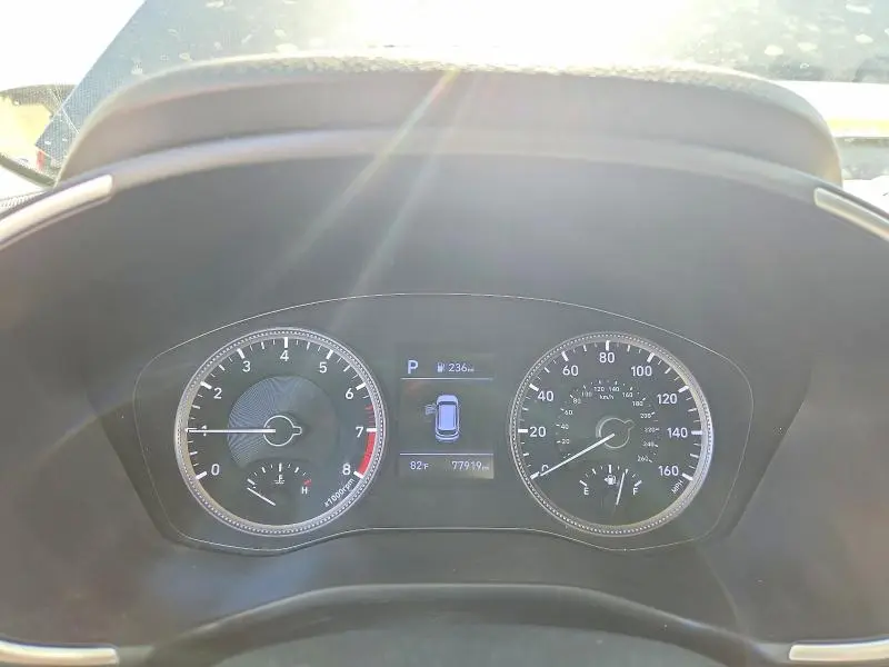 2020 HYUNDAI SANTA FE SE  