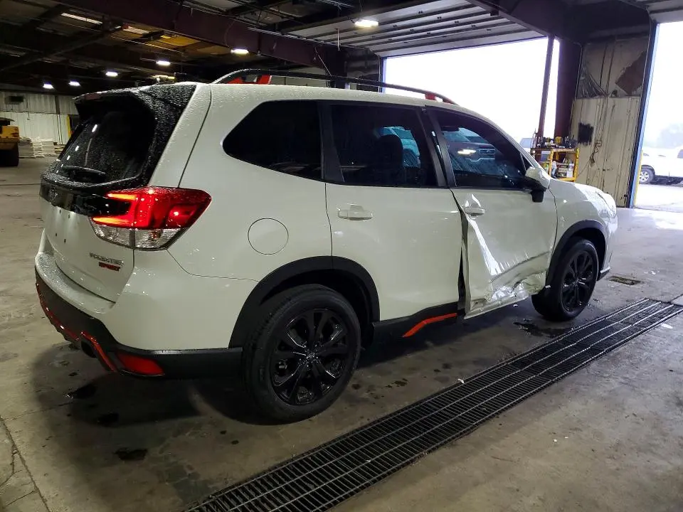 2024 SUBARU FORESTER SPORT  