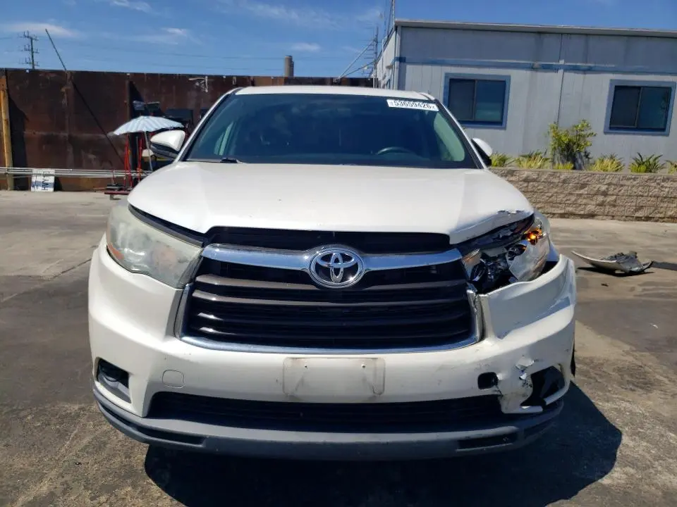 2015 TOYOTA HIGHLANDER LE  