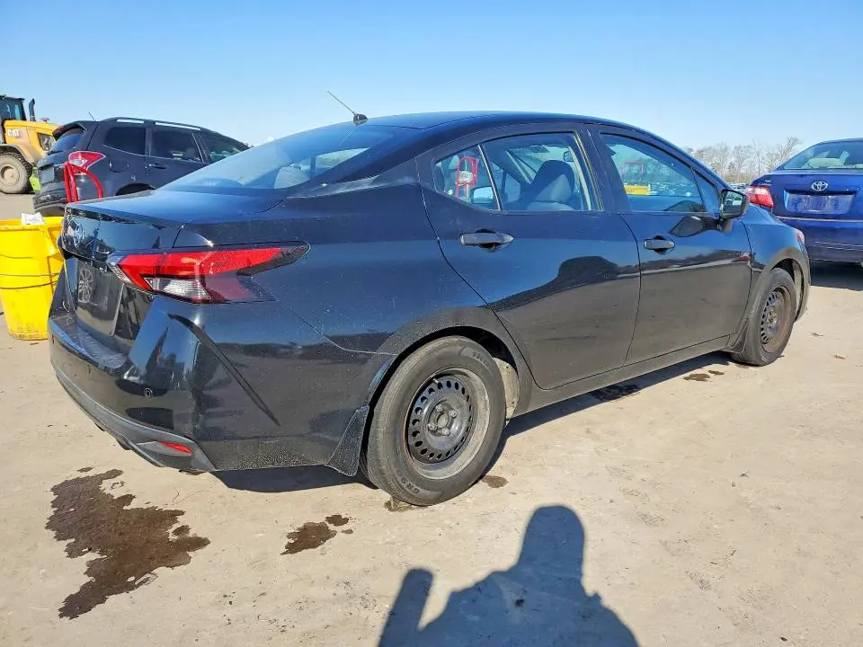 2020 NISSAN VERSA S  