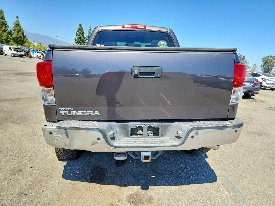 2012 TOYOTA TUNDRA CREWMAX SR5  