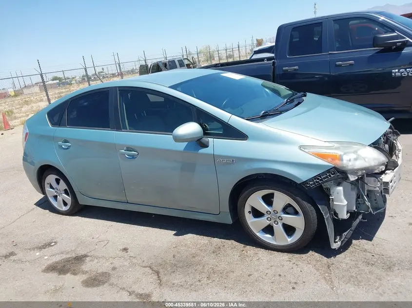 2013 TOYOTA PRIUS FIVE
