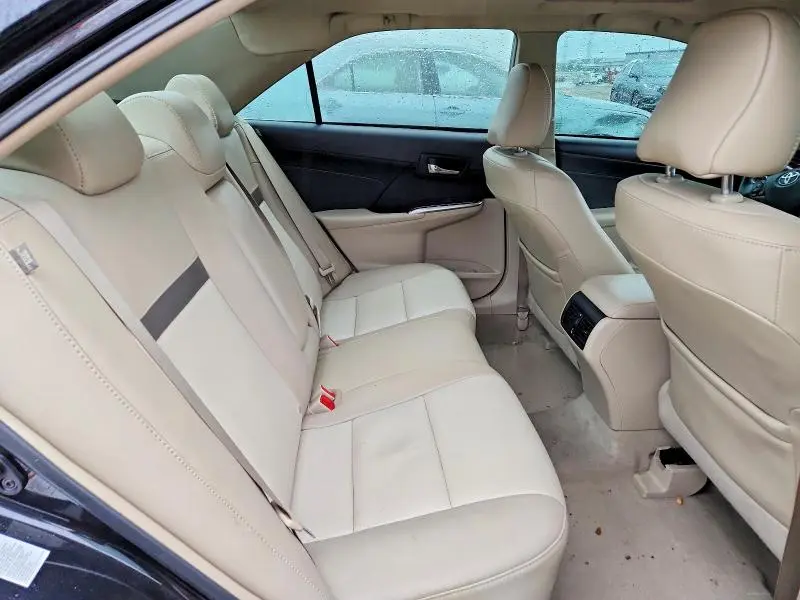 2013 TOYOTA CAMRY XLE  
