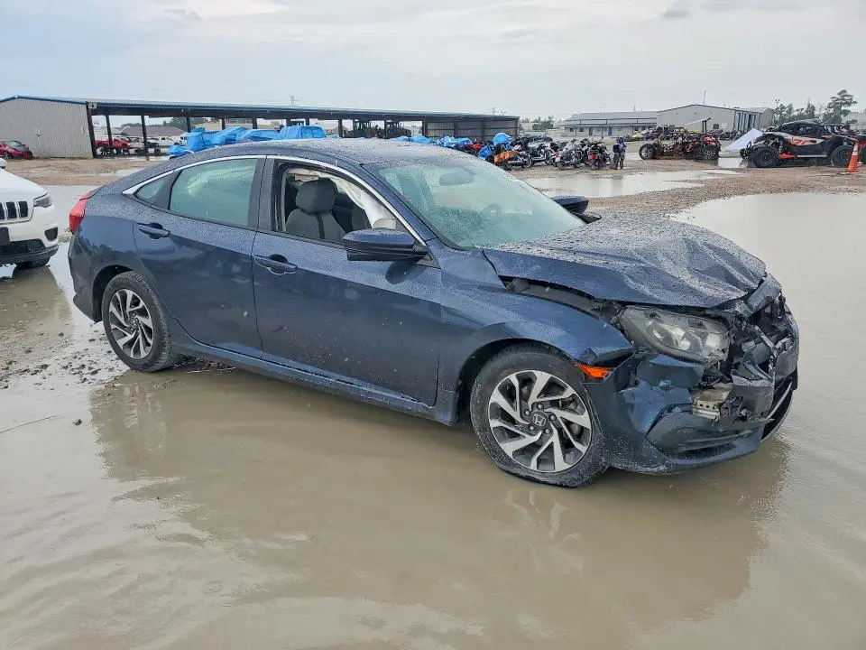 2017 HONDA CIVIC EX  