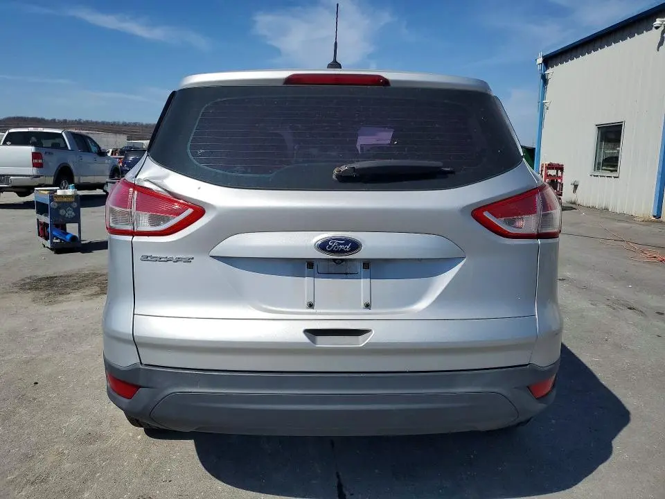 2016 FORD ESCAPE S  