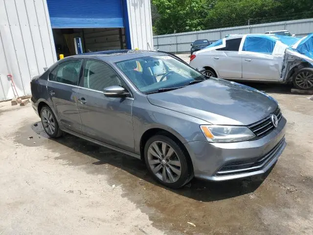 2016 VOLKSWAGEN JETTA SE  