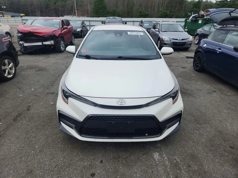 2020 TOYOTA COROLLA SE  