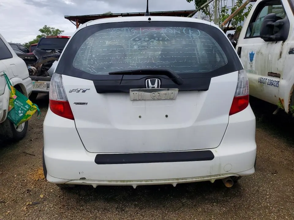2012 HONDA FIT   