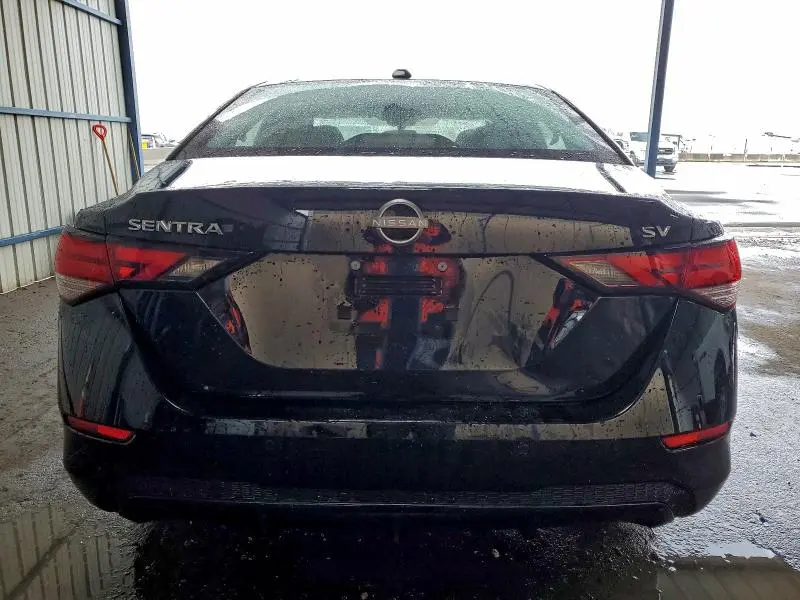 2024 NISSAN SENTRA SV  