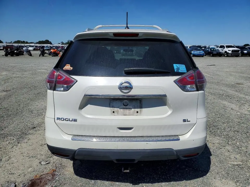 2016 NISSAN ROGUE SL  