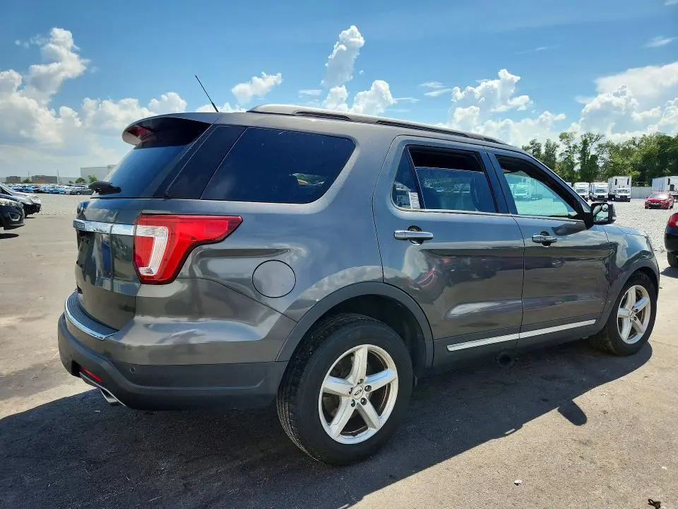2018 FORD EXPLORER XLT  
