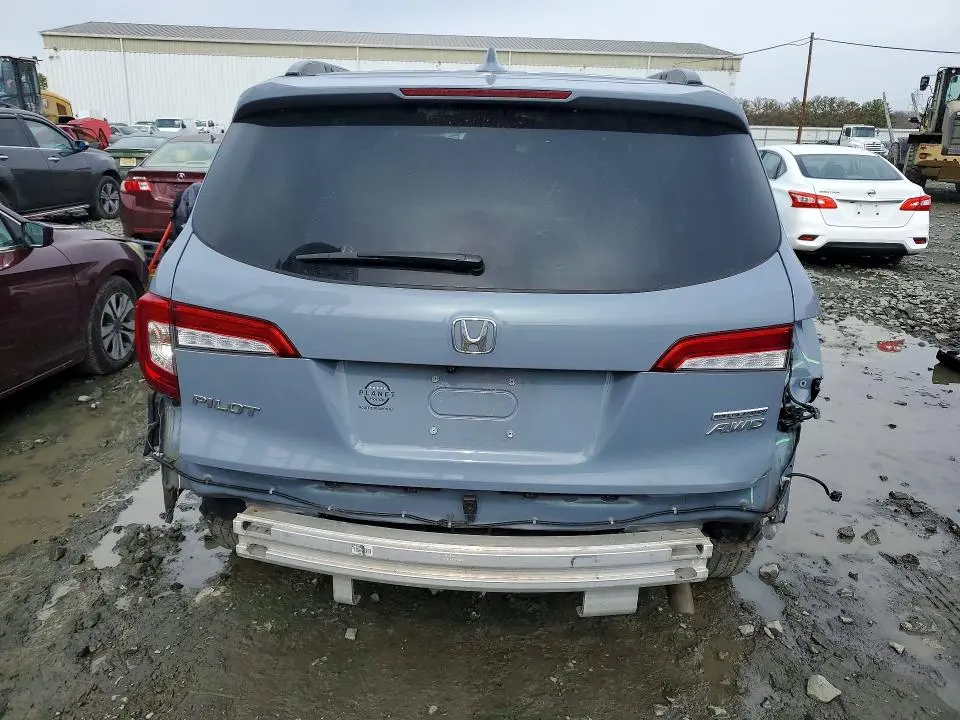 2022 HONDA PILOT SE  
