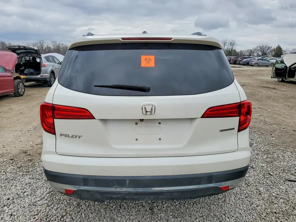 2018 HONDA PILOT TOURING  