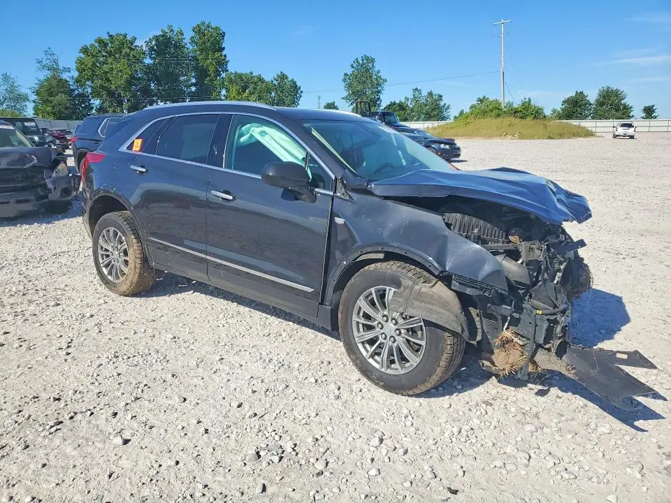2019 CADILLAC XT5 LUXURY  