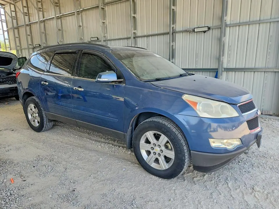 2012 CHEVROLET TRAVERSE LT  