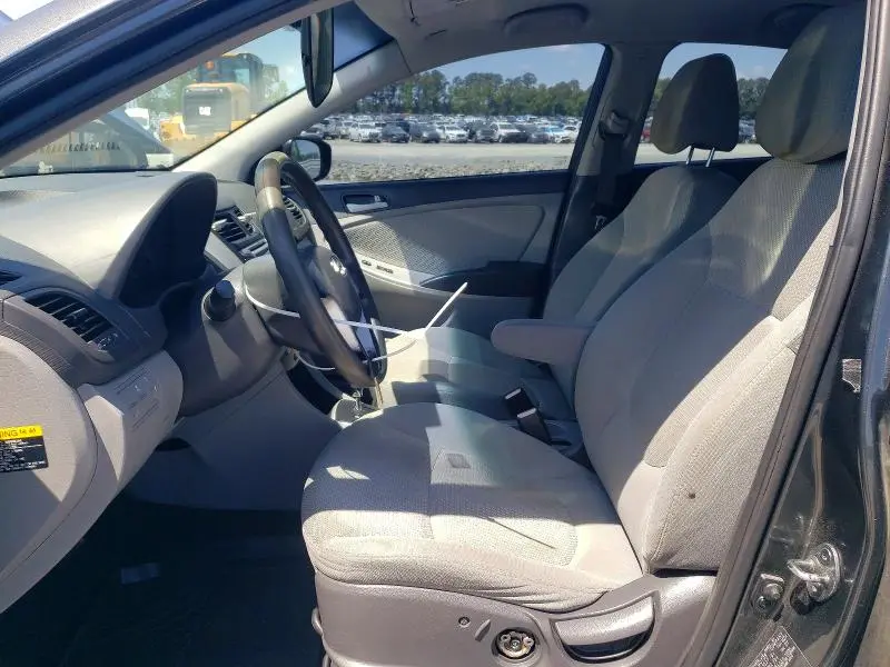 2013 HYUNDAI ACCENT GLS  