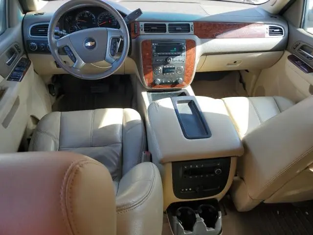 2014 CHEVROLET SUBURBAN K1500 LT  